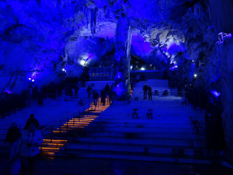 Gibraltar Saint Michael's Cave-3